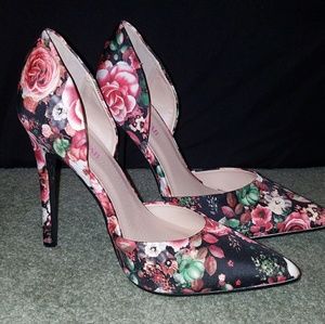 Just Fab Floral Heels- Size 7